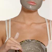 Masque au rhassoul ou à l'argile verte pour peaux grasses et mixtes