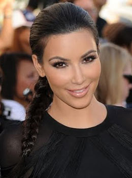 Coiffure de star : Tresse sage de Kim Kardashian